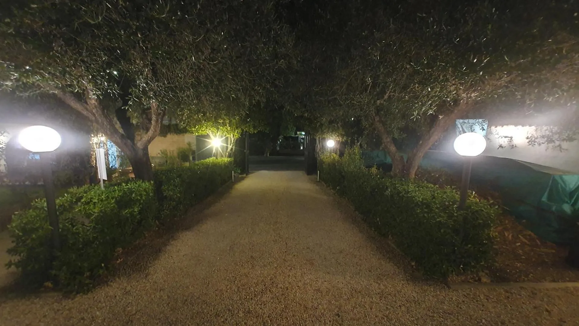 Apartment Lilli Home Urban Garden - Private Garden And Reserved Free Parking In Detached House Surrounded By The Greenery Of Rome Italy