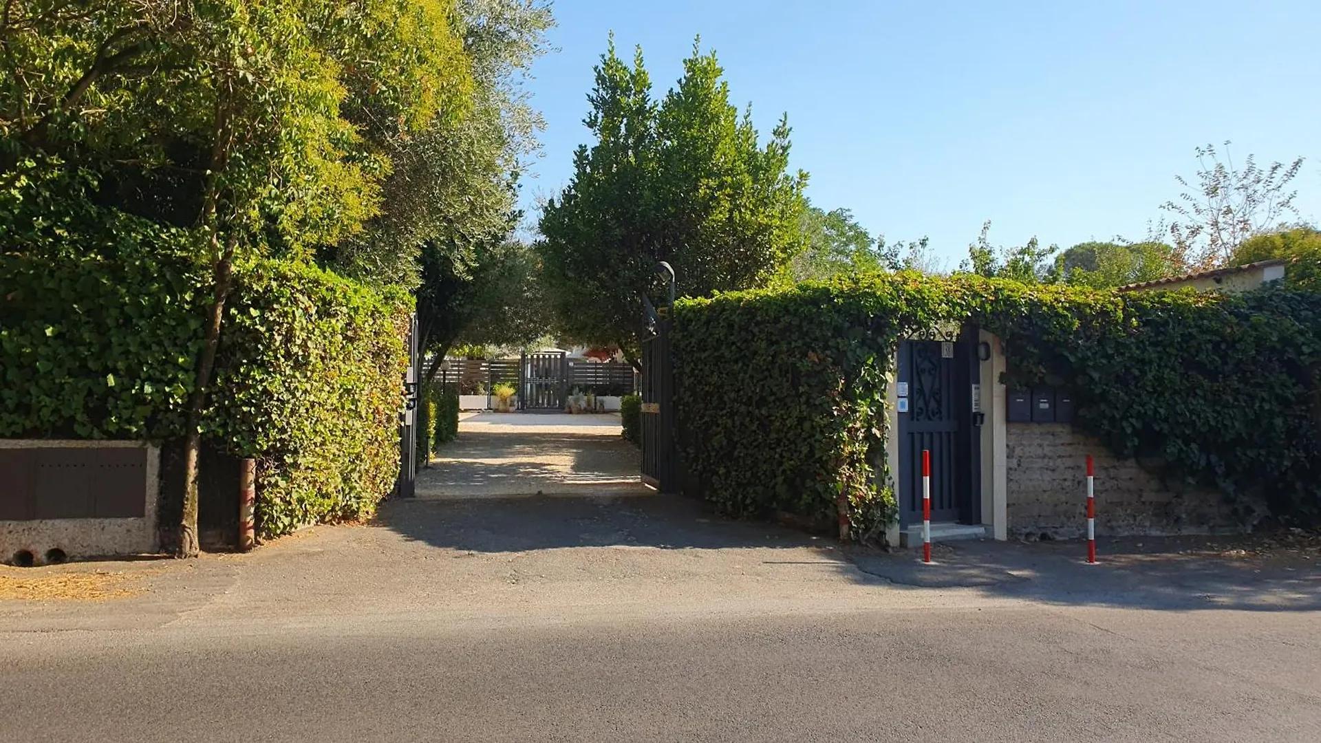 Lilli Home Urban Garden - Private Garden And Reserved Free Parking In Detached House Surrounded By The Greenery Of Rome