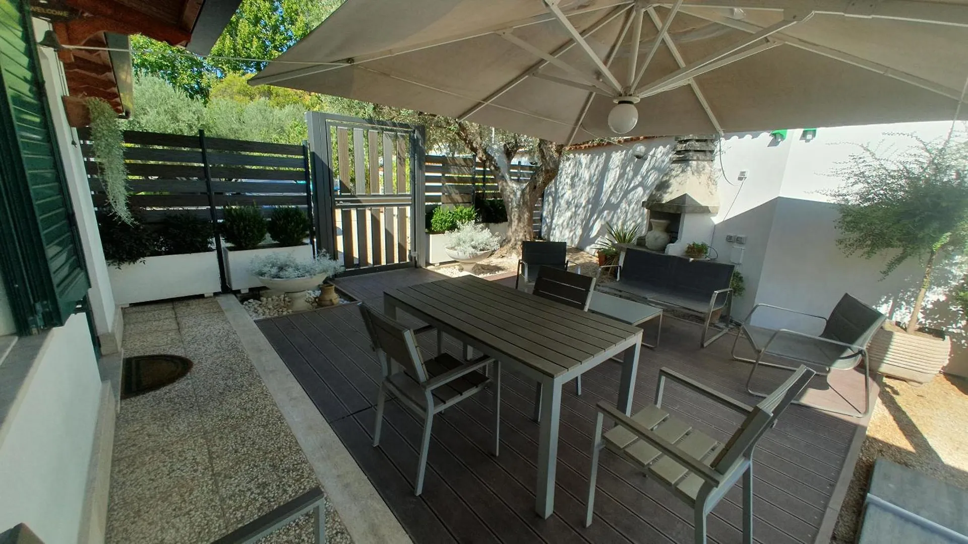 Lilli Home Urban Garden - Private Garden And Reserved Free Parking In Detached House Surrounded By The Greenery Of Rome