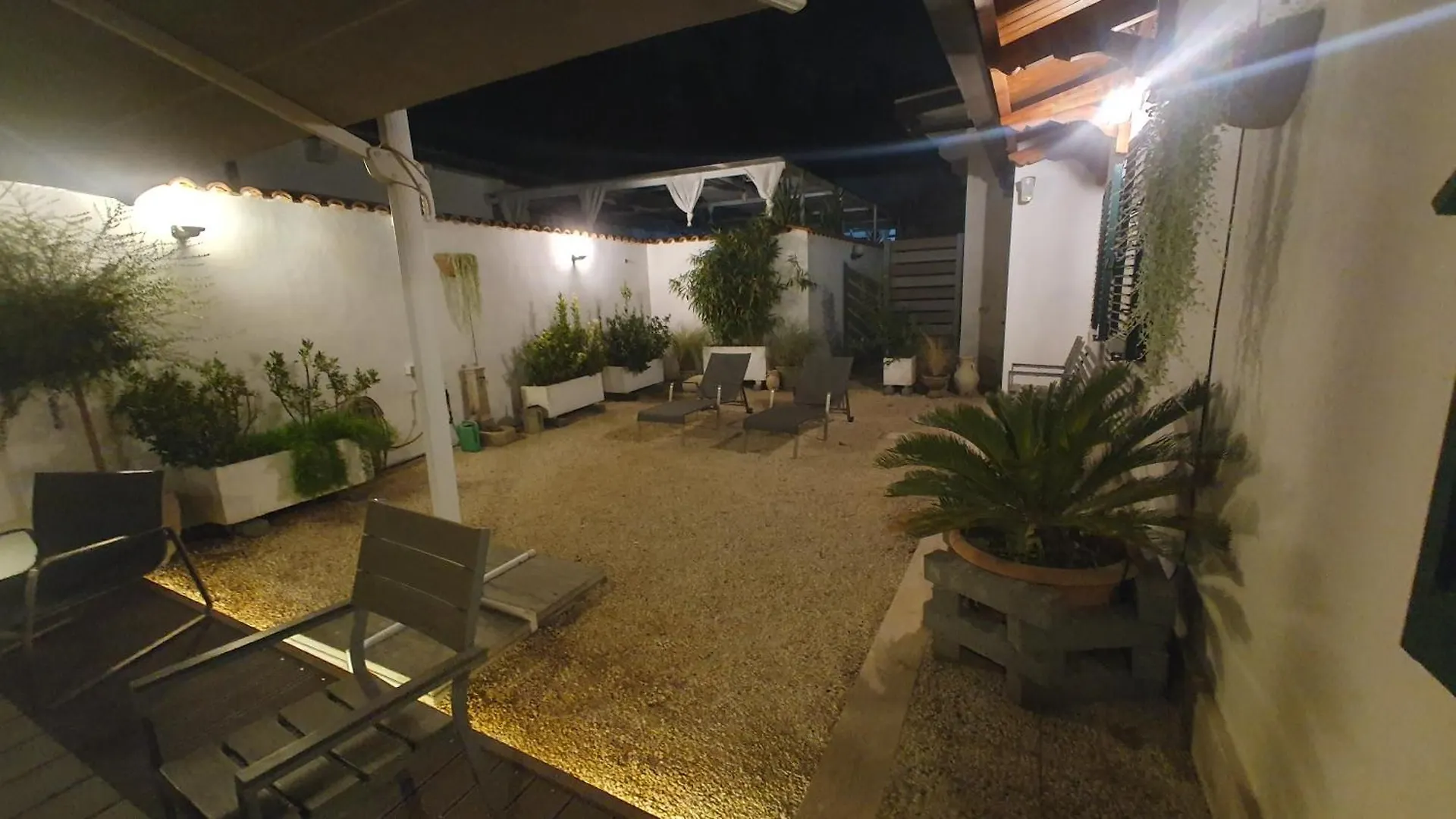 Lilli Home Urban Garden - Private Garden And Reserved Free Parking In Detached House Surrounded By The Greenery Of Rome Apartment