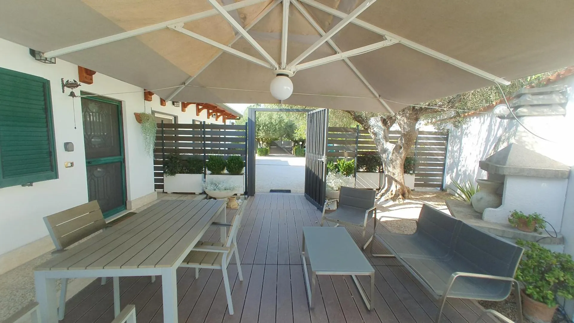 Lilli Home Urban Garden - Private Garden And Reserved Free Parking In Detached House Surrounded By The Greenery Of Rome Italy